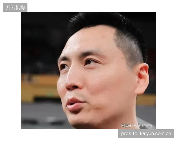 上海队G4失误增多暴露体能瓶颈，卢伟过度使用核心球员付出代价。